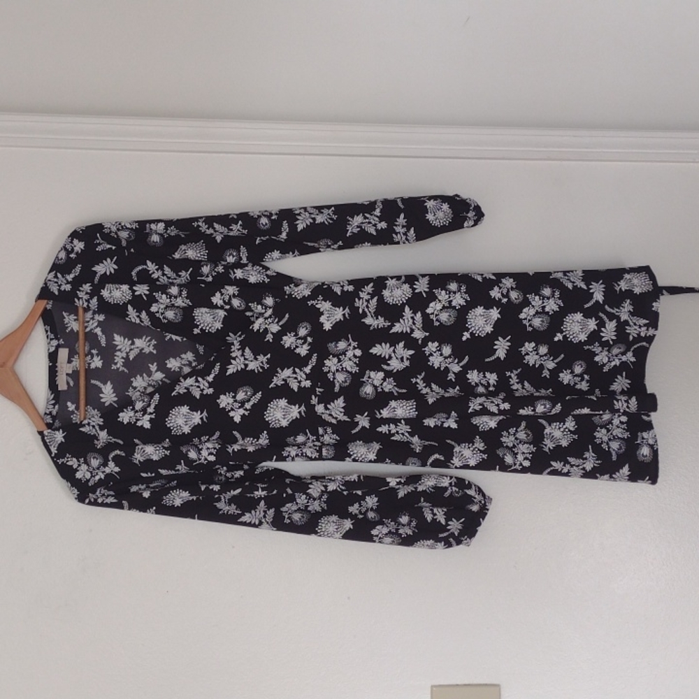 LOFT | black and white print wrap dress